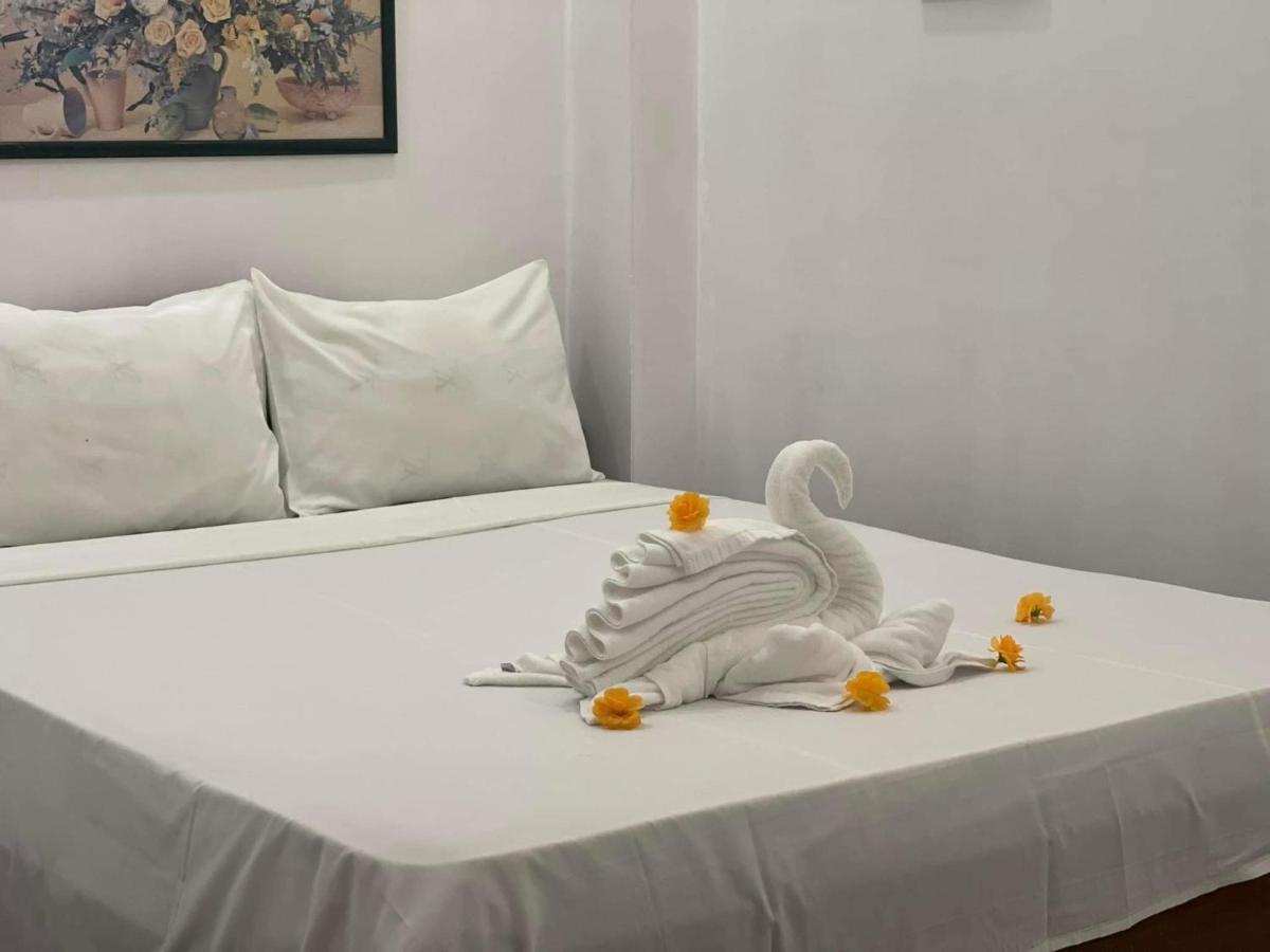 Good Morning Kampot Hotel Exterior photo