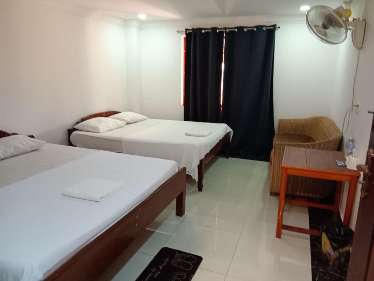 Good Morning Kampot Hotel Exterior photo