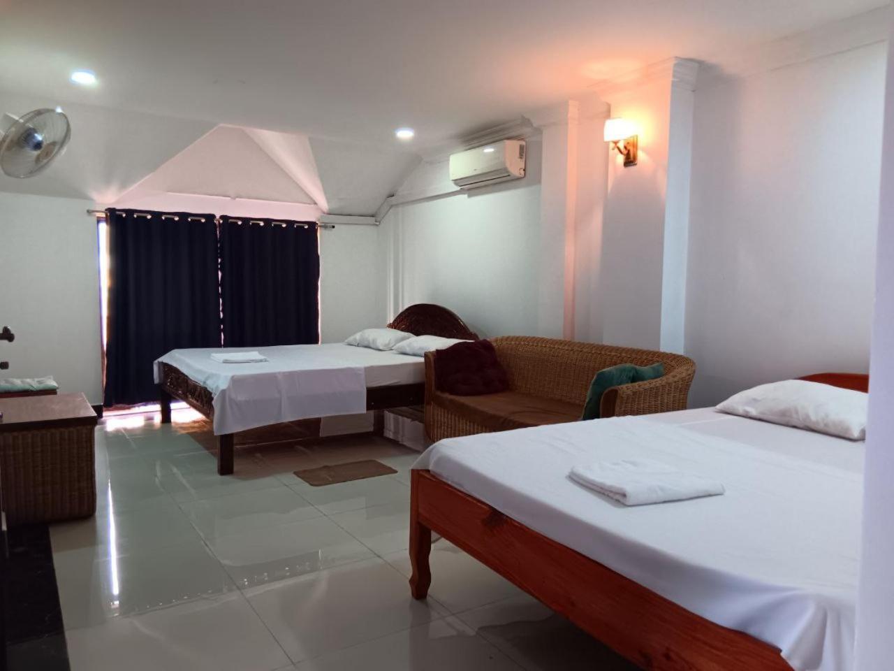 Good Morning Kampot Hotel Exterior photo