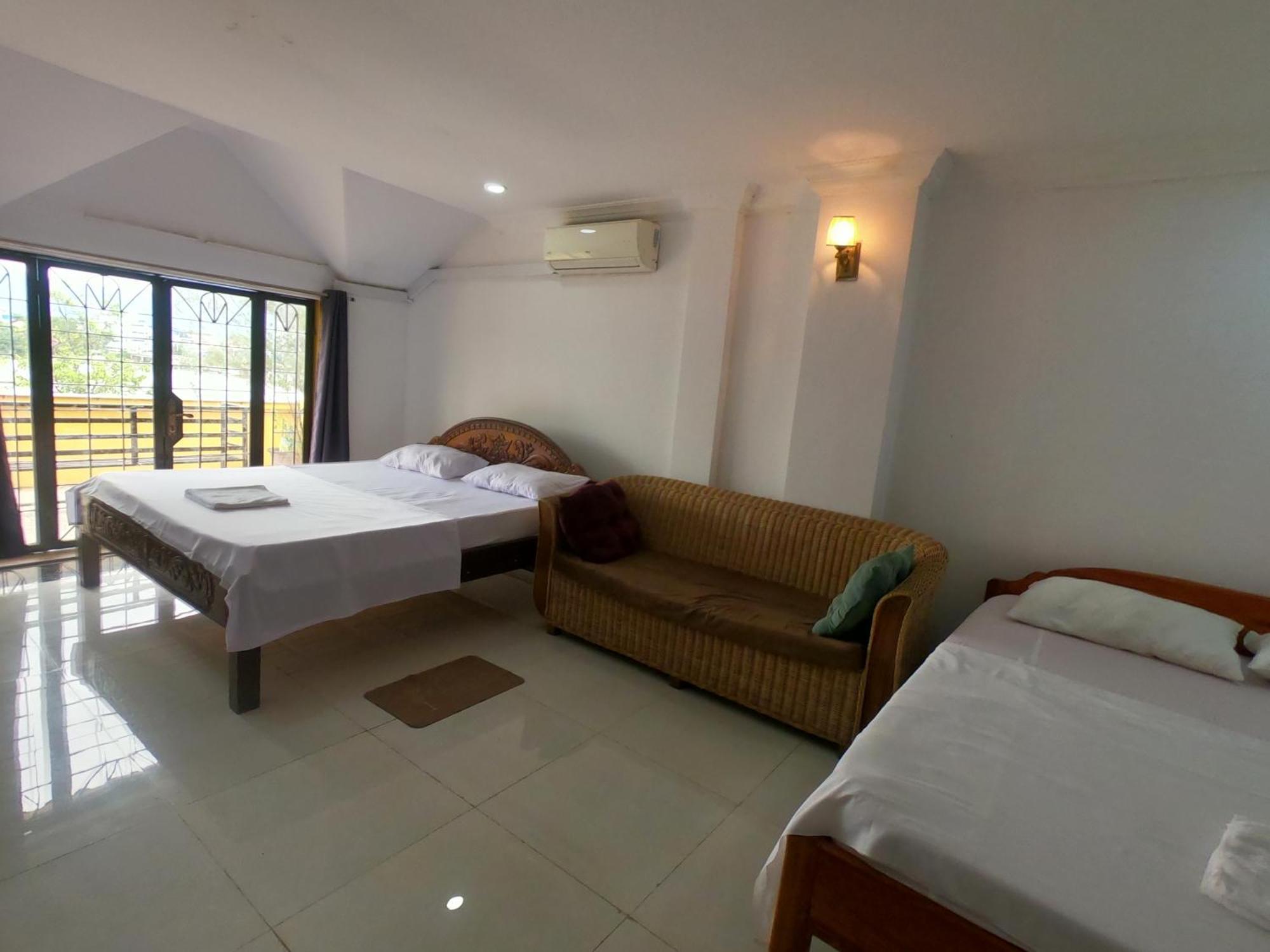 Good Morning Kampot Hotel Exterior photo