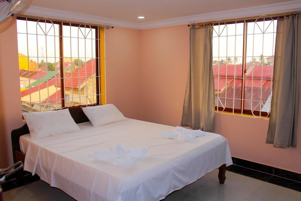Good Morning Kampot Hotel Exterior photo