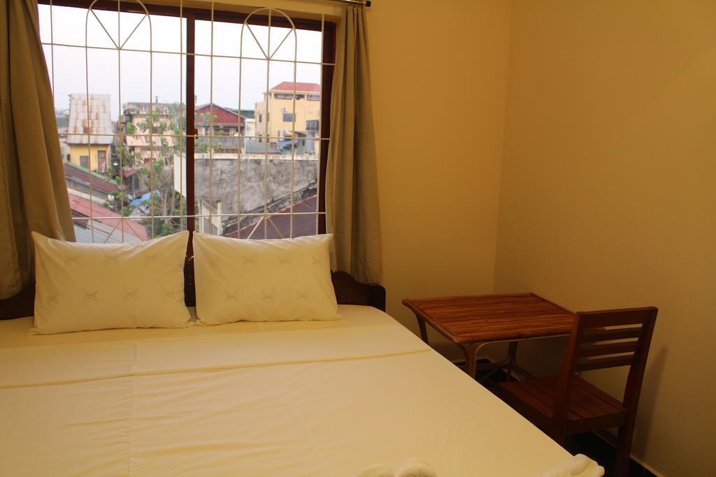 Good Morning Kampot Hotel Exterior photo