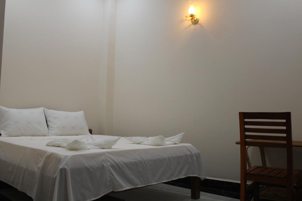 Good Morning Kampot Hotel Exterior photo